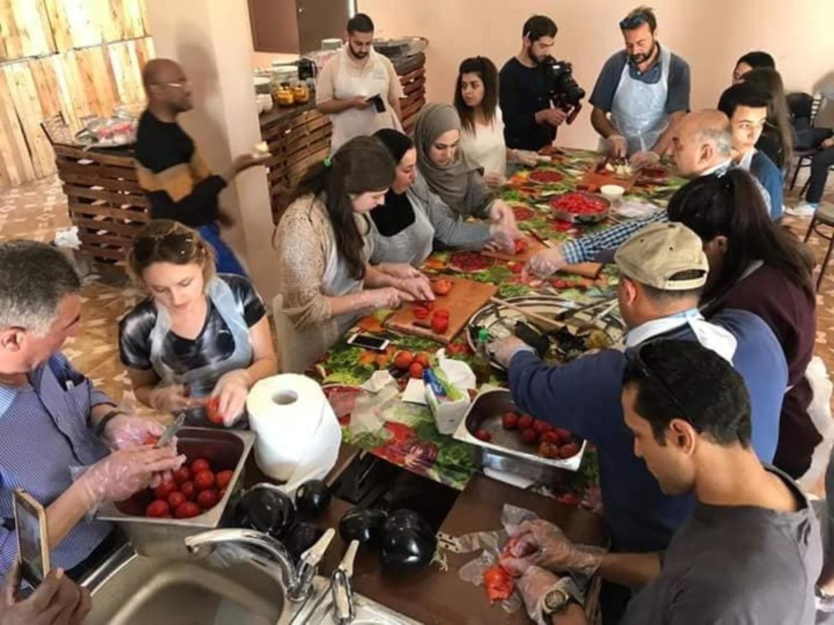 Safi Kitchen Hostel Gawr as-Safi Kültér fotó