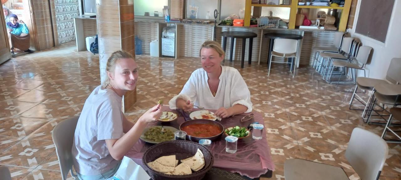 Safi Kitchen Hostel Gawr as-Safi Kültér fotó